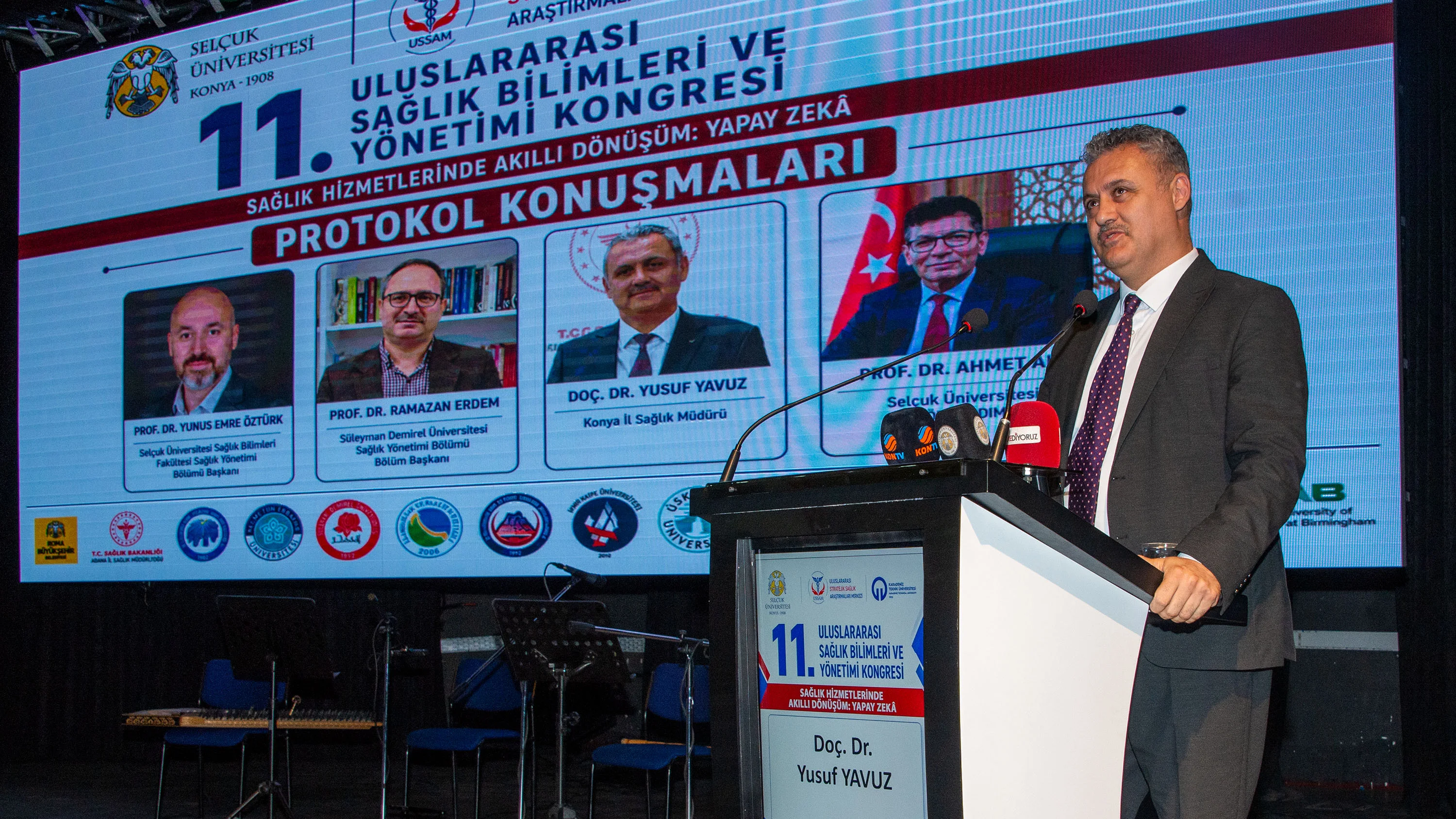 ‘Sağlıkta Akıllı Dönüşüm’ Selçuk Üniversitesinde ele alınıyor